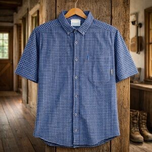 Columbia Mens Size Small Button Up Down Work Business Casual Blue Cotton Shirt
